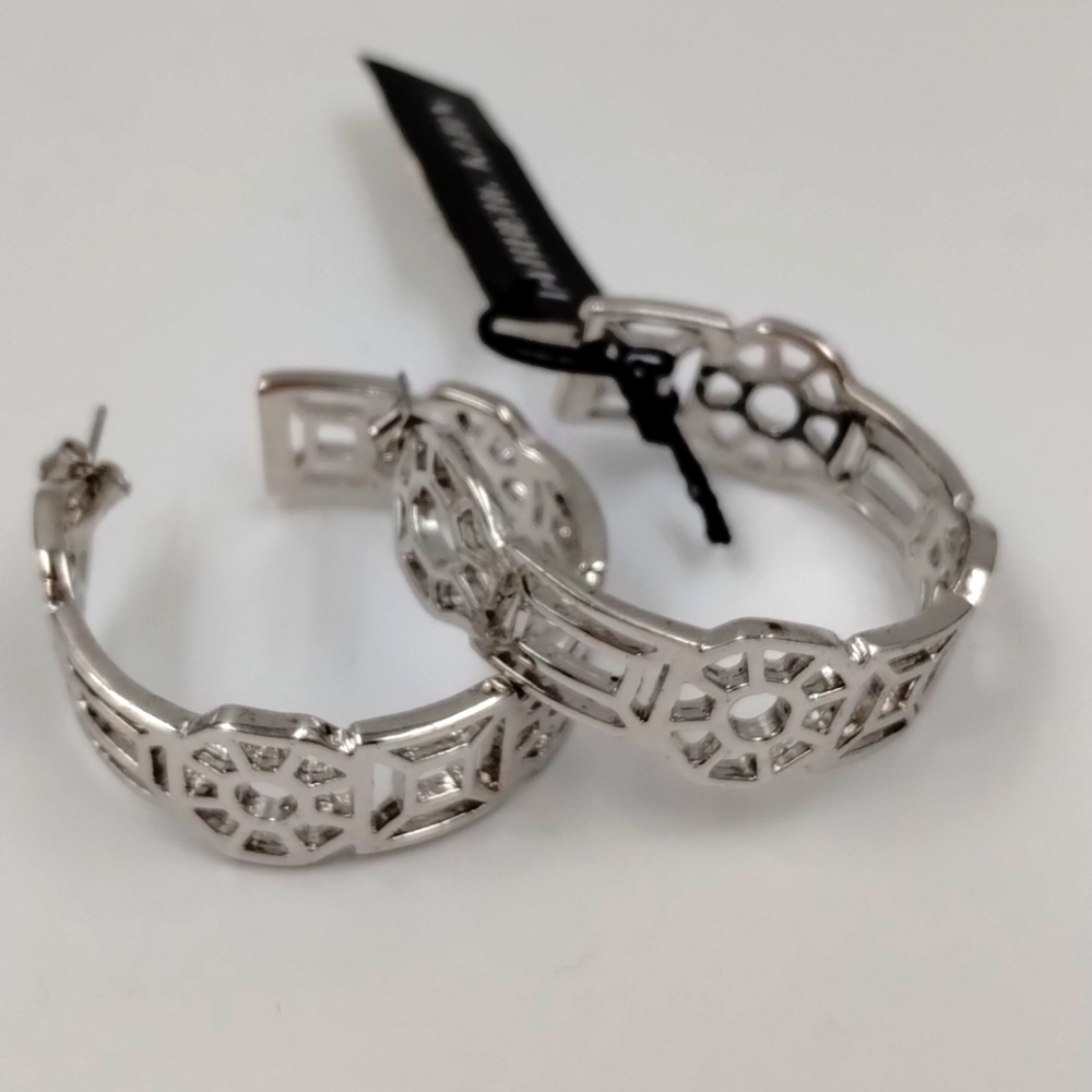 Dyrberg Kern Hoop Earrings Silver Stainless Steel - Picture 1 of 6